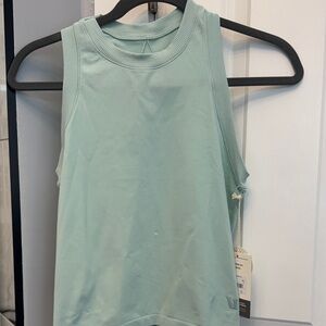 Vuori Mint Green Tank Top new with tags